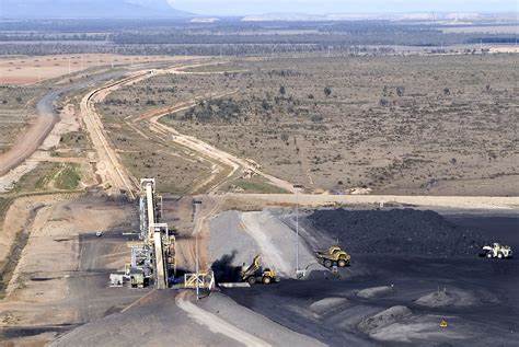 Detecting the dynamics of vegetation disturbance and recovery in surface mining area